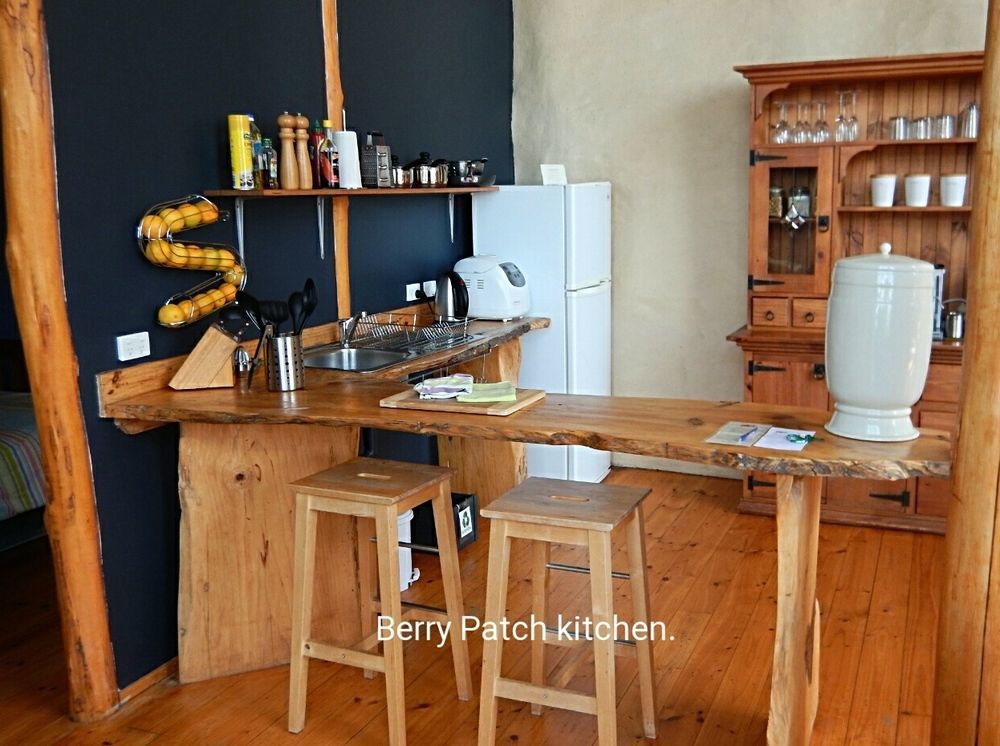 Peppermint Ridge Retreat Hotel Woodbridge Bagian luar foto