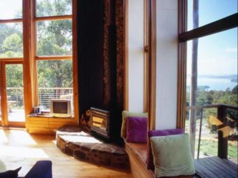 Peppermint Ridge Retreat Hotel Woodbridge Bagian luar foto